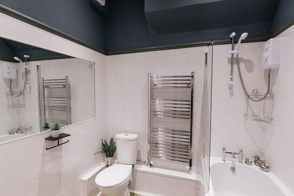 Grove House No.07 - Luxury Apartment Close To The Llandudno Beach Экстерьер фото
