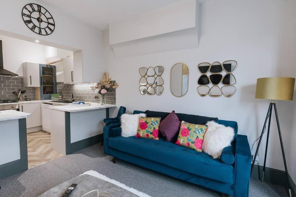 Grove House No.07 - Luxury Apartment Close To The Llandudno Beach Экстерьер фото