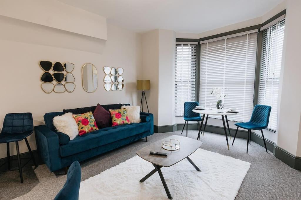 Grove House No.07 - Luxury Apartment Close To The Llandudno Beach Экстерьер фото